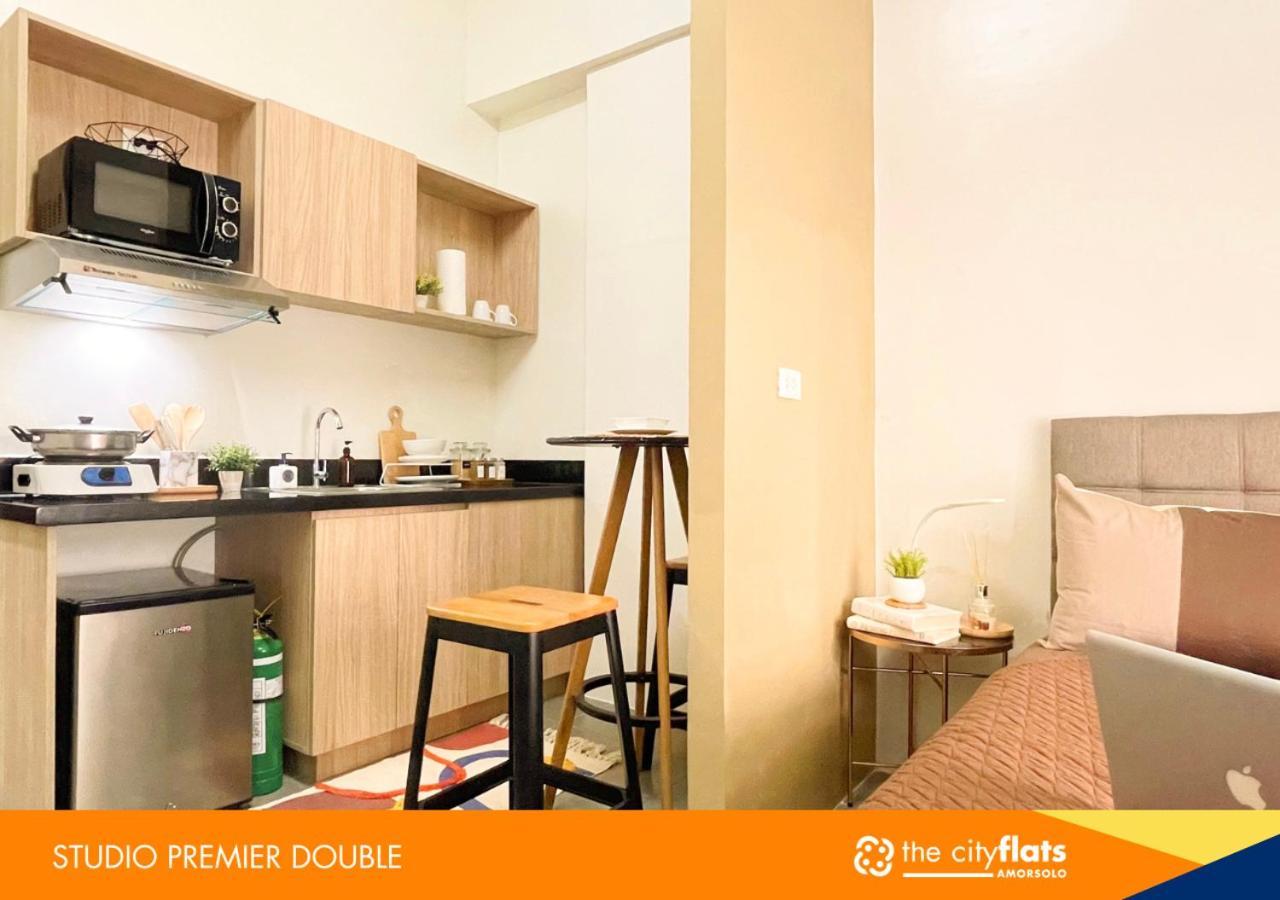 The City Flats Amorsolo マカティ エクステリア 写真