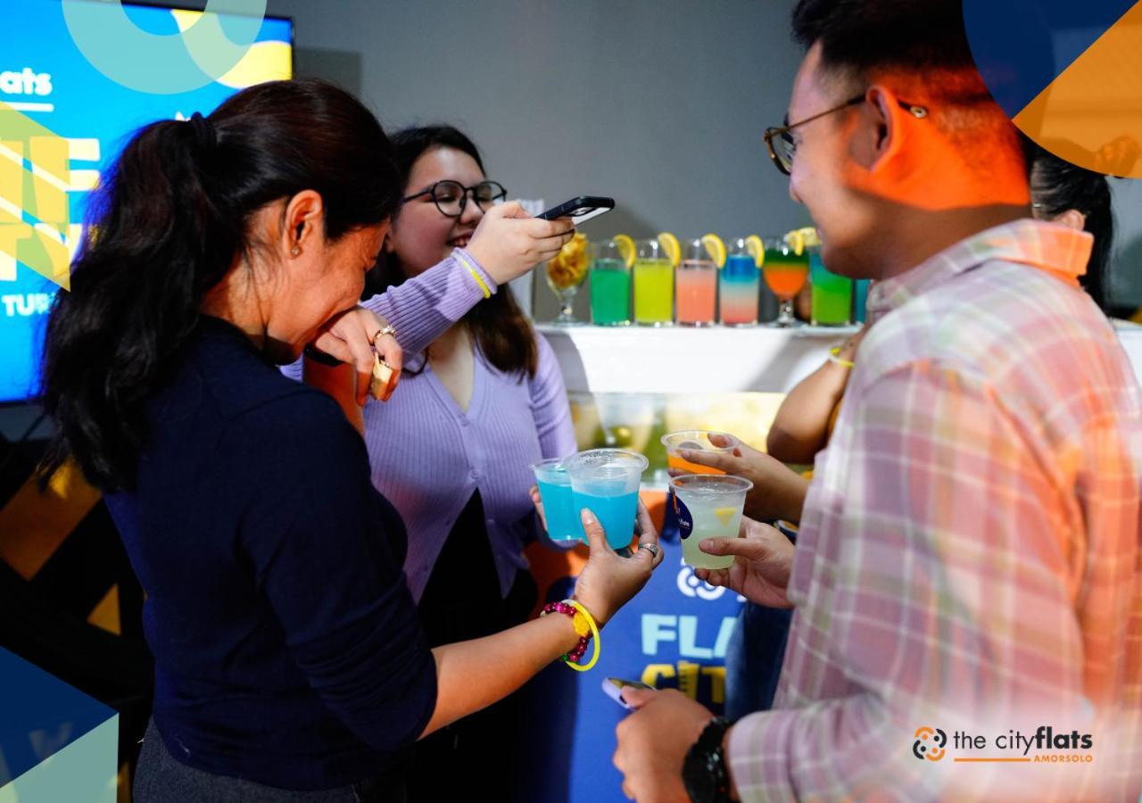 The City Flats Amorsolo マカティ エクステリア 写真