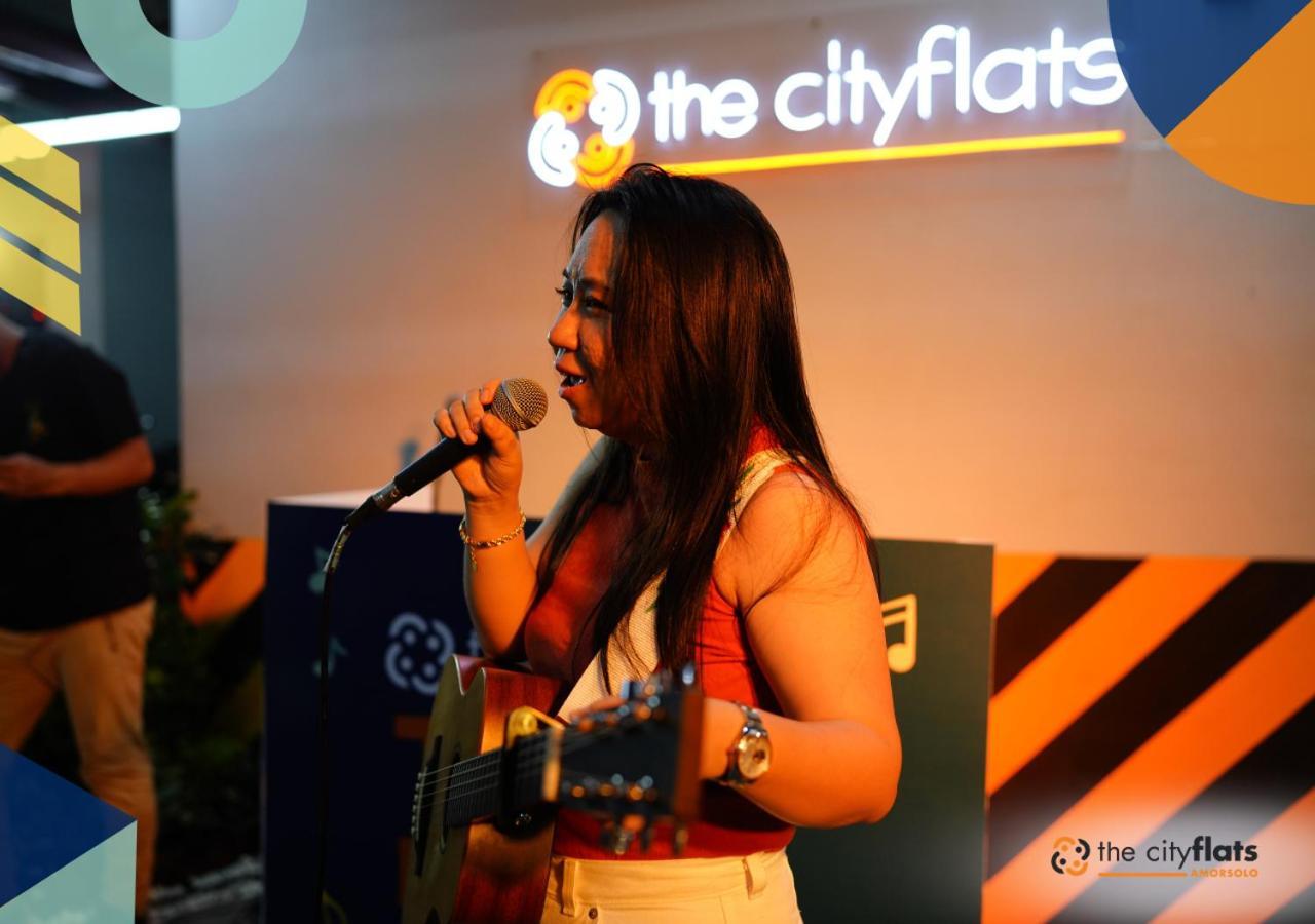 The City Flats Amorsolo マカティ エクステリア 写真