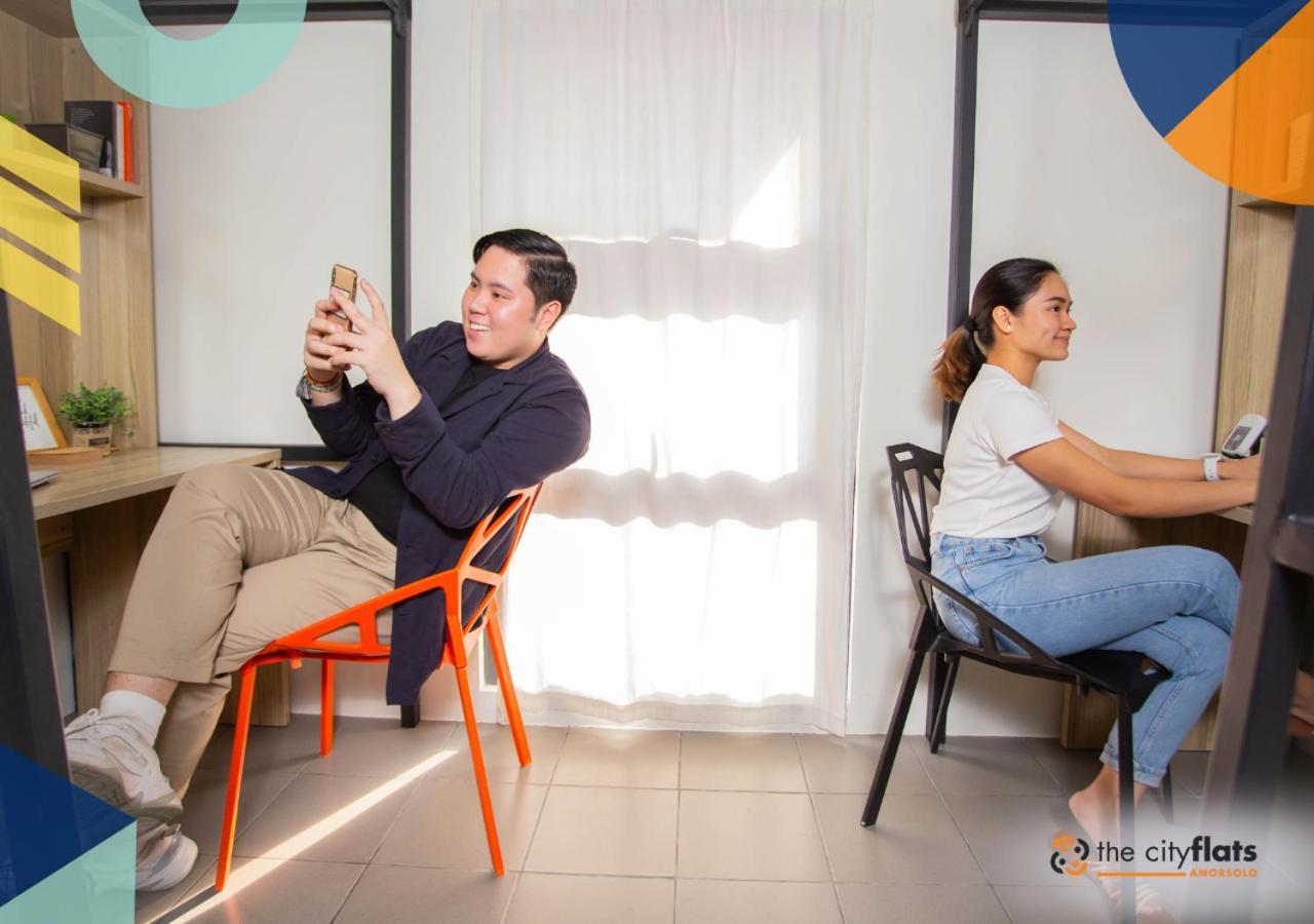 The City Flats Amorsolo マカティ エクステリア 写真